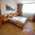 ロッシュ ホテル 3*