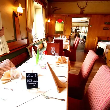 Roesch 3* Κλάγκενφουρτ