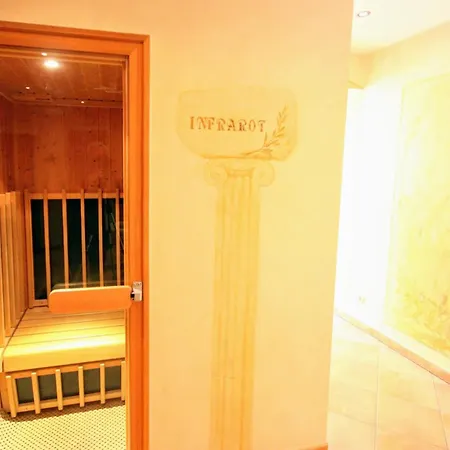 Rösch Hotel 3*
